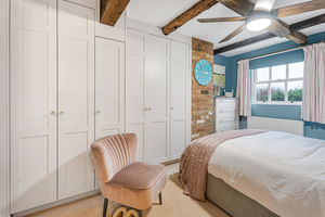 Bedroom- click for photo gallery